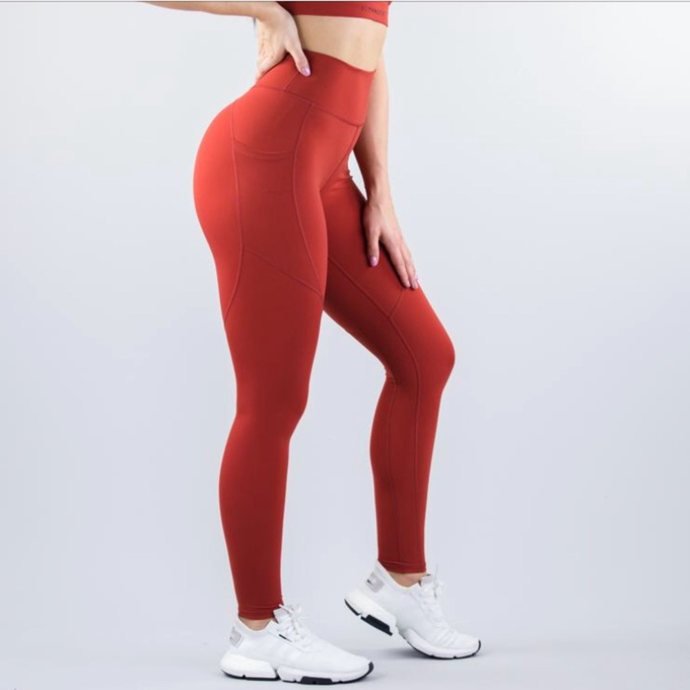 Alpalete Meridian Leggings Red M